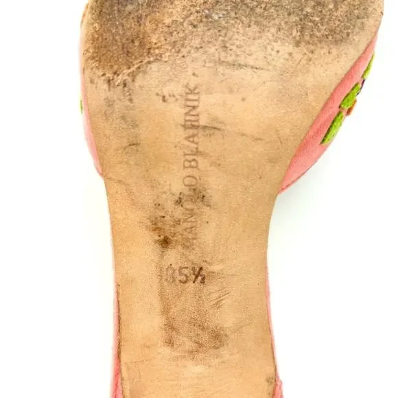 Manolo Blahnik Pastel Hearts and Floral Cutout Pointed Toe Mules Pumps 35.5 - Picture 7 of 8